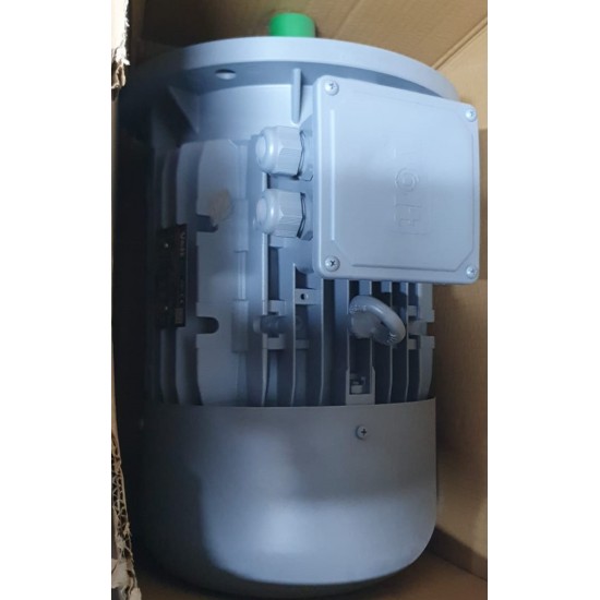 STANDART MİLLİ-FAN MOTORU_11kW_3000d/d_TRİF_132M_B5 (RENK:SİYAH)